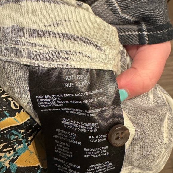 Volcom Modern Fit 100% Cotton Shirt – Palm Tree‎ Print – Navy/Linen – Size Large - Picture 6 of 6